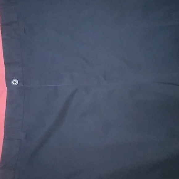 SHORTS - Picture 1 of 3